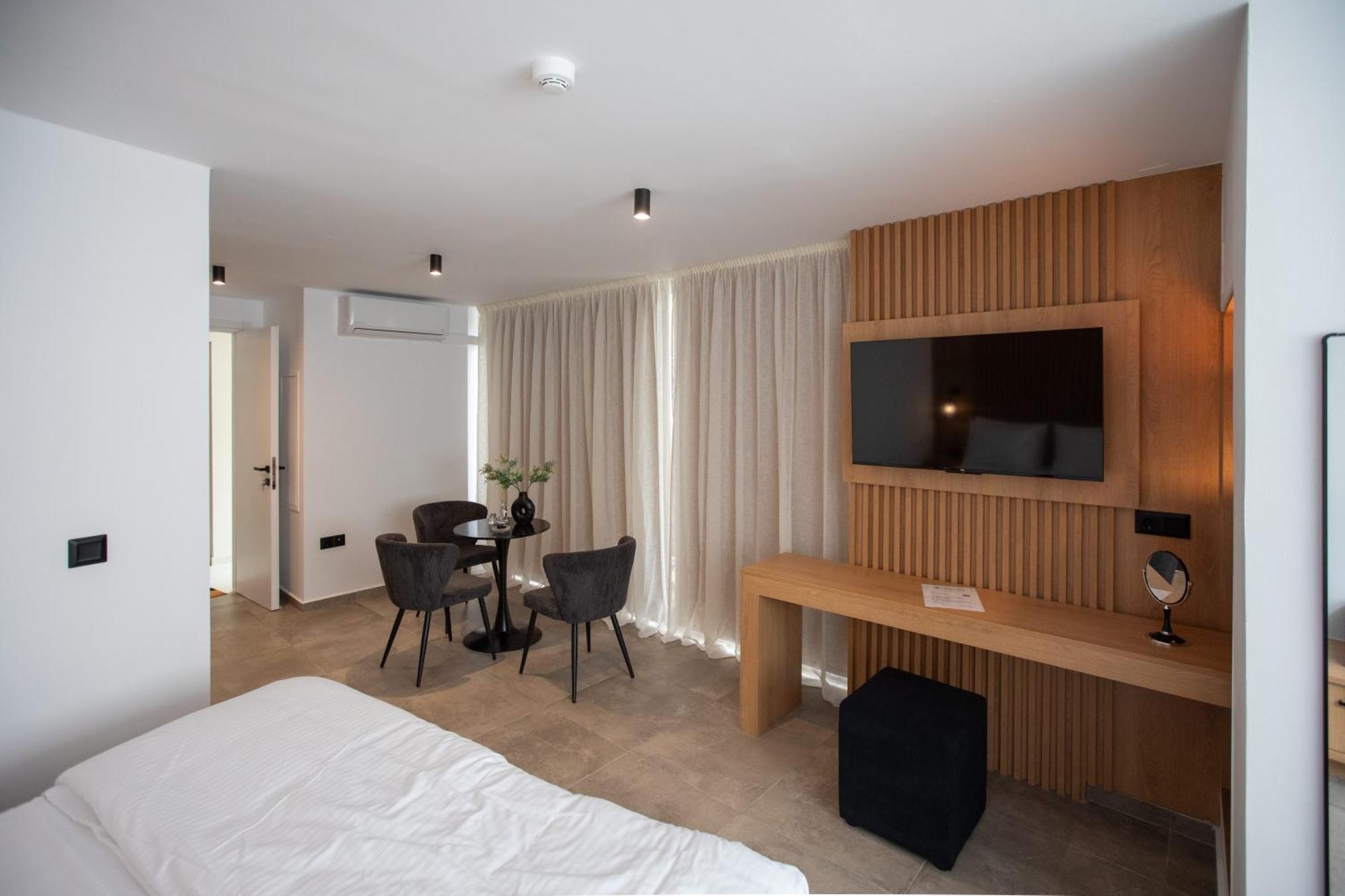 Griffin Suites イラクリオン エクステリア 写真